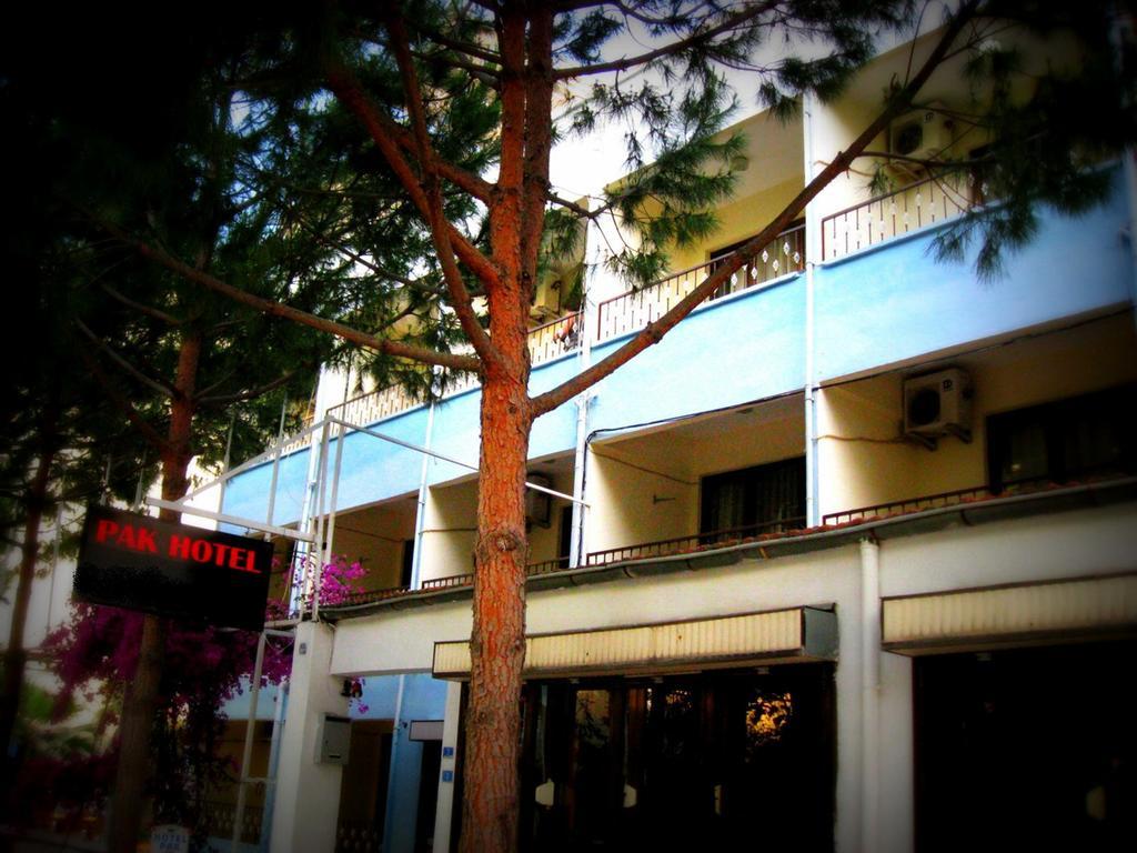 Pak Hotel - Adult Only 库萨达斯 外观 照片